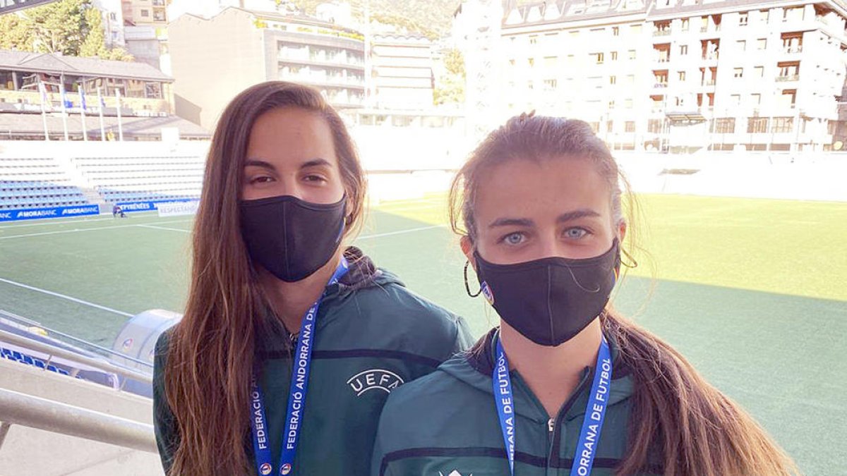 Ainhoa Fernández i Marta San Juan, al Nacional.