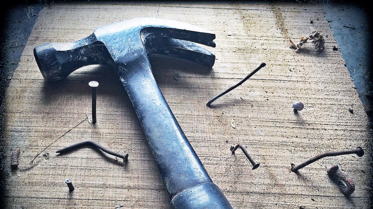 Hem de relacionar-nos amb persones que potser no voldríem veure ni a mil quilòmetres de distància