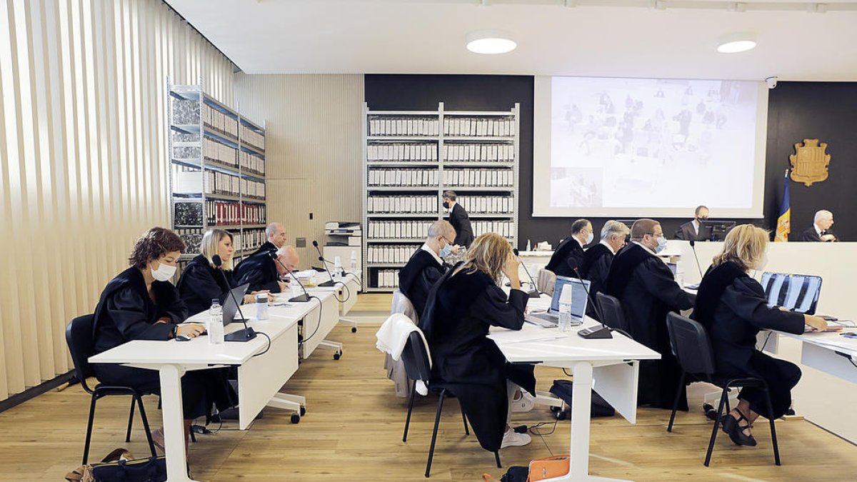 La sala magna de la seu de la Justícia acull des del juny el judici per la causa primera de BPA.