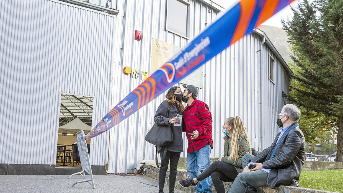 Una de les últimes usuàries a rebre el vaccí.