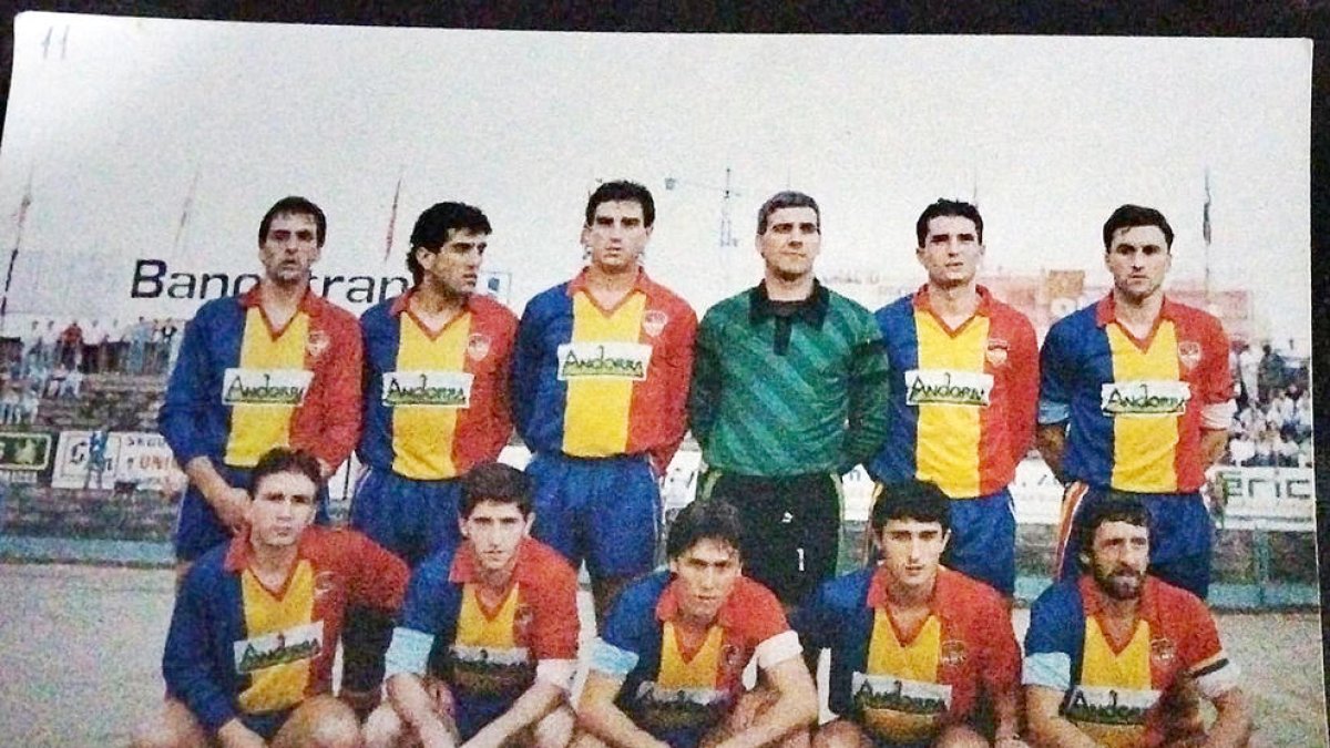 Un onze inicial d'un partit de lliga de l'FC Andorra d'aquella temporada.