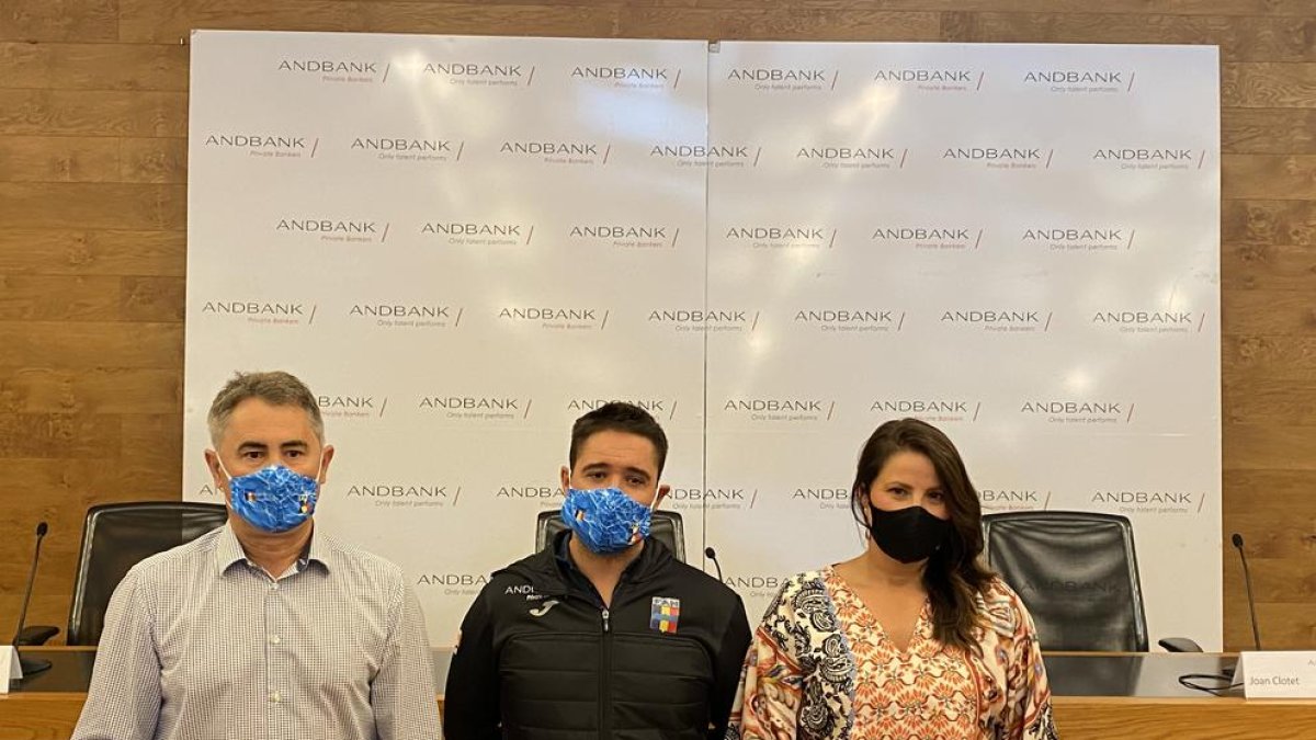 La Federació Andorrana de Natació en la presentació d'Alfonso Maltrana