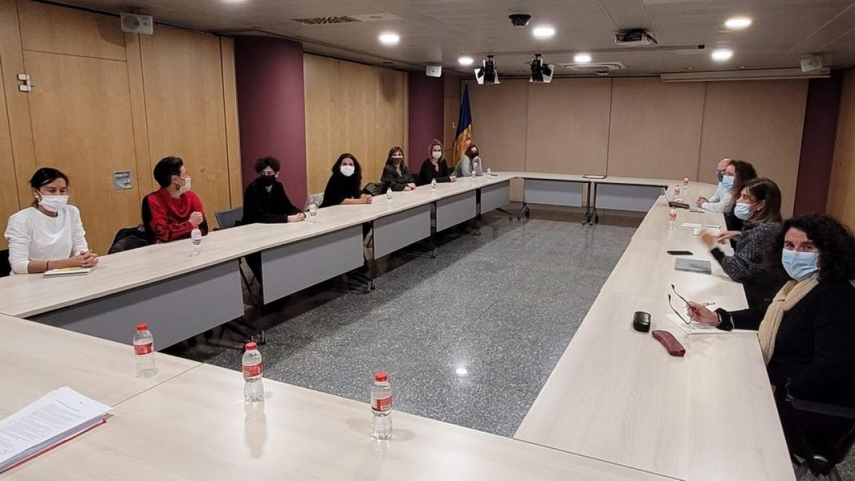 Trobada de la ministra Vilarrubla amb el SEP