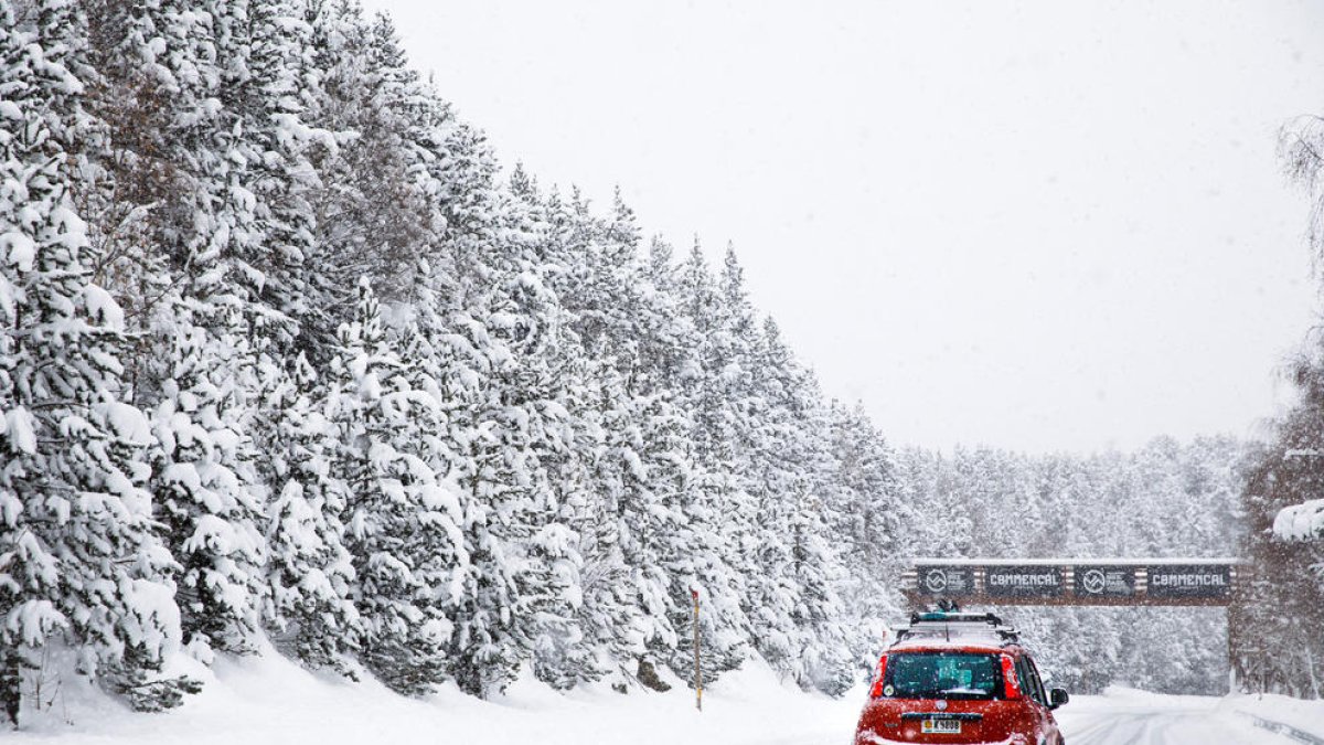 L'ens recomana també prudència a la carretera.
