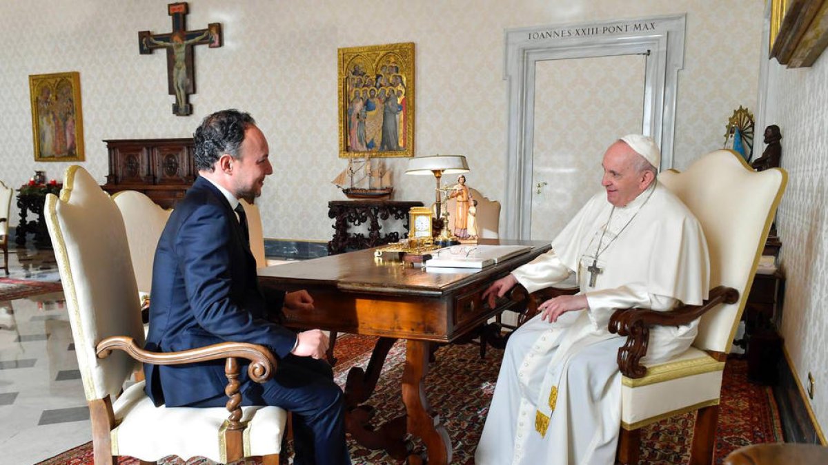 El cap de Govern, Xavier Espot, i el Papa Francesc, ahir al Vaticà.
