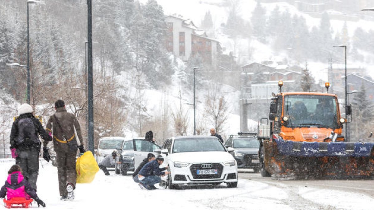 Controls d'equipaments a la xarxa viària.