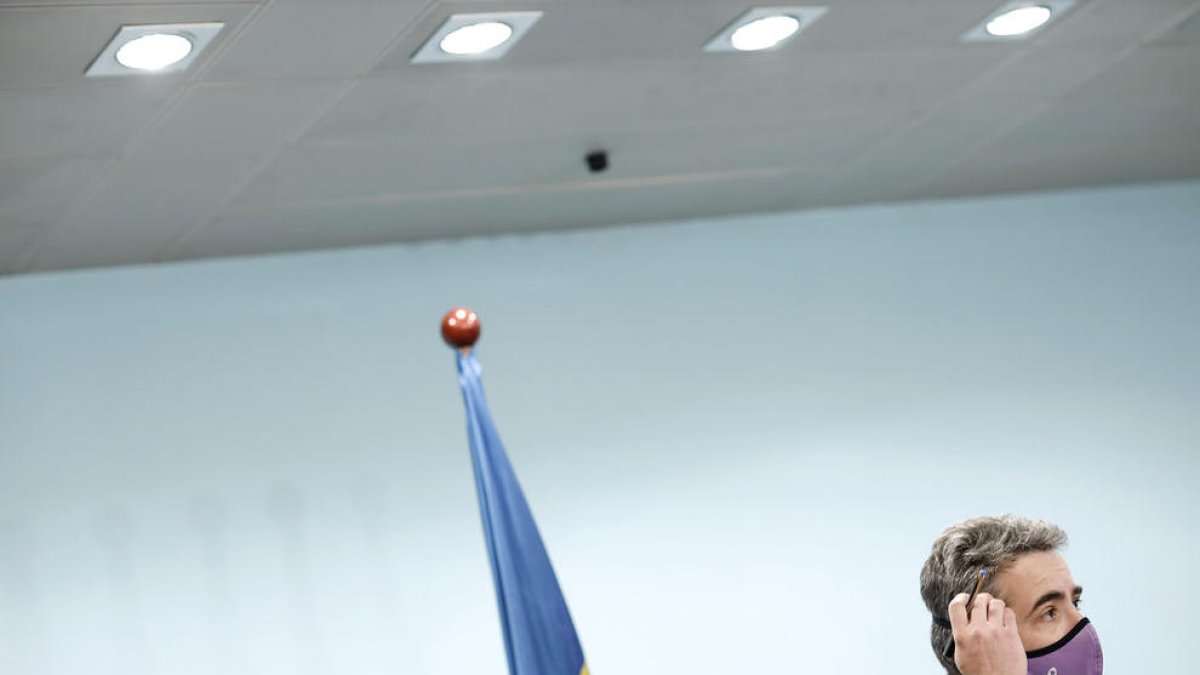 El ministre de Finances, Eric Jover, ahir en roda de premsa.