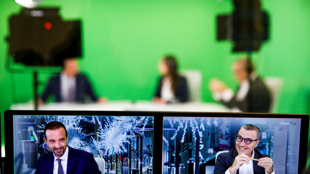 El ministre de Turisme i Telecomunicacions, Jordi Torres, i el president de la Unió Hotelera, Jordi París, a Diari TV.