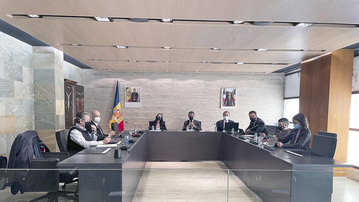 El consell de comú.