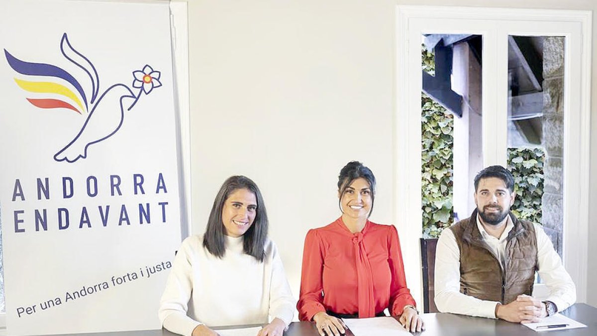 El partit de Montaner i l'avortament, als set tuits