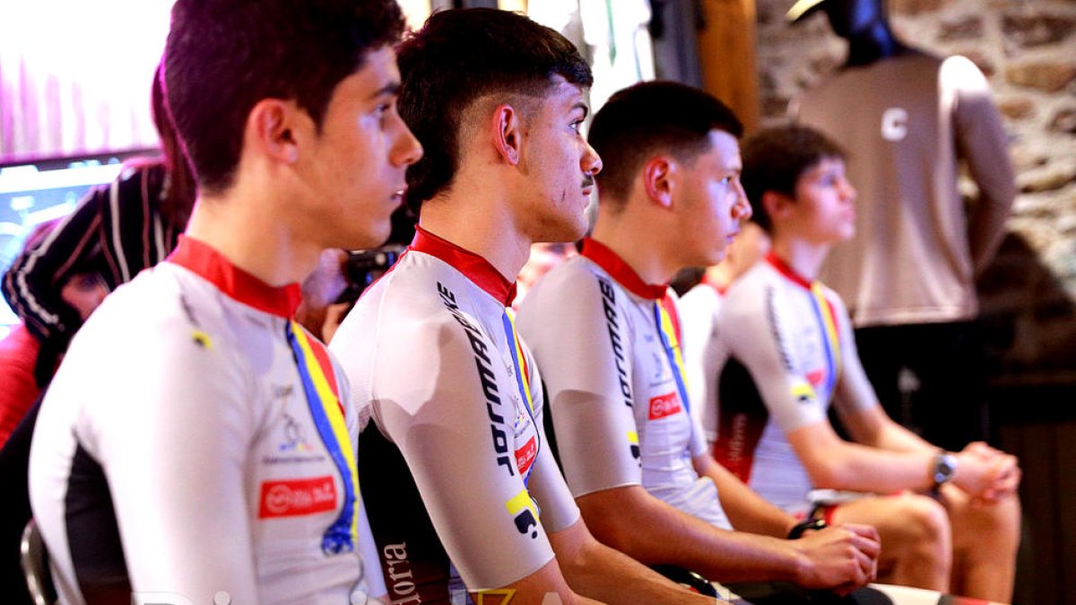 Presentació dels equips de la federació de ciclisme