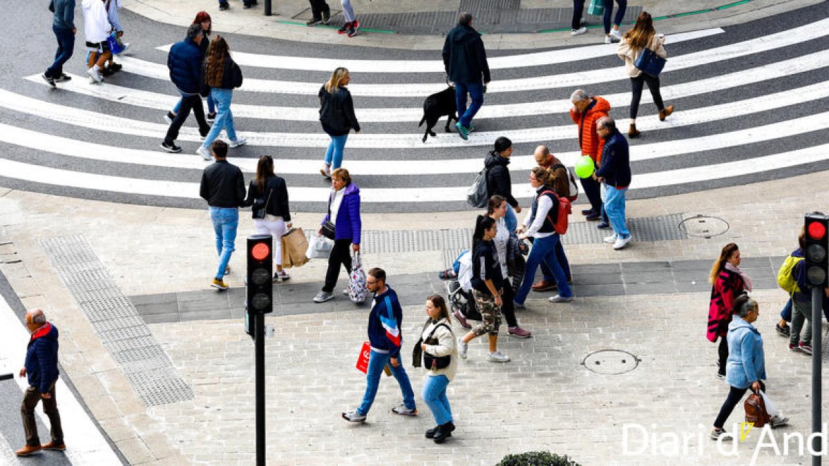 Turistes passejant per la Rotonda