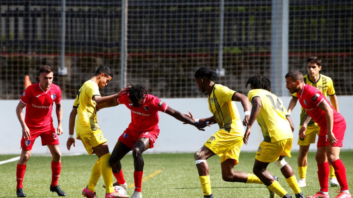Duel entre Inter Escaldes i UE Santa Coloma.