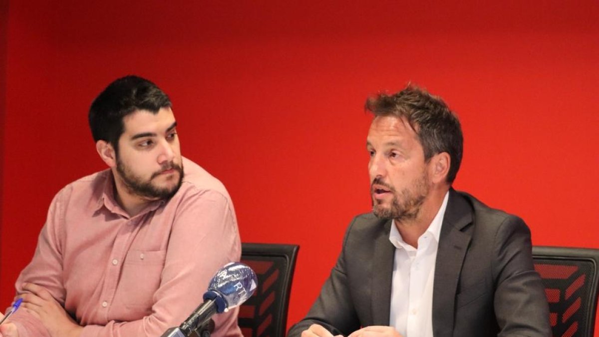 Baró i López, durant la roda de premsa