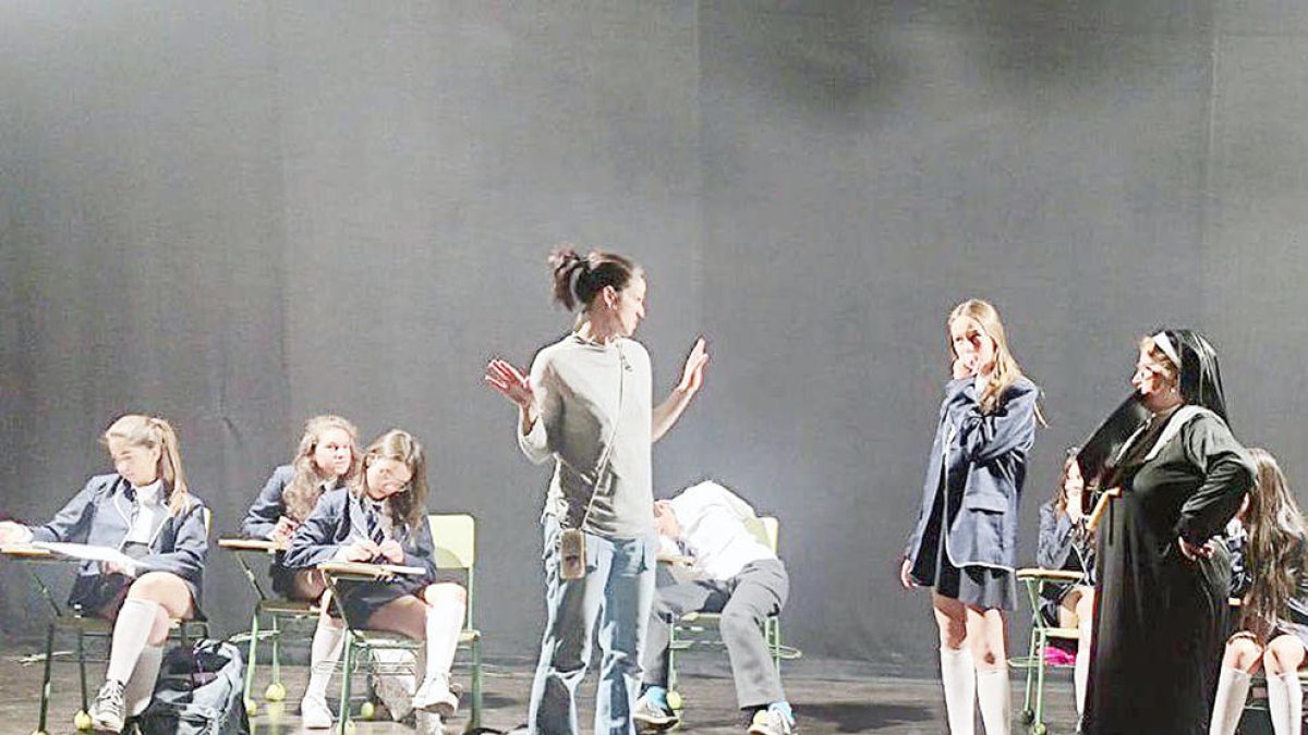 Assaig de l'obra, ahir a les Fontetes.