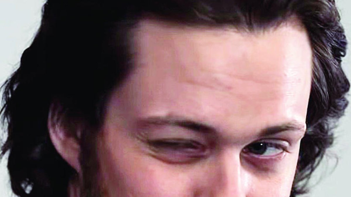 Bill Skarsgard protagonitza 'Clark', que s'estrena dijous a Netflix.