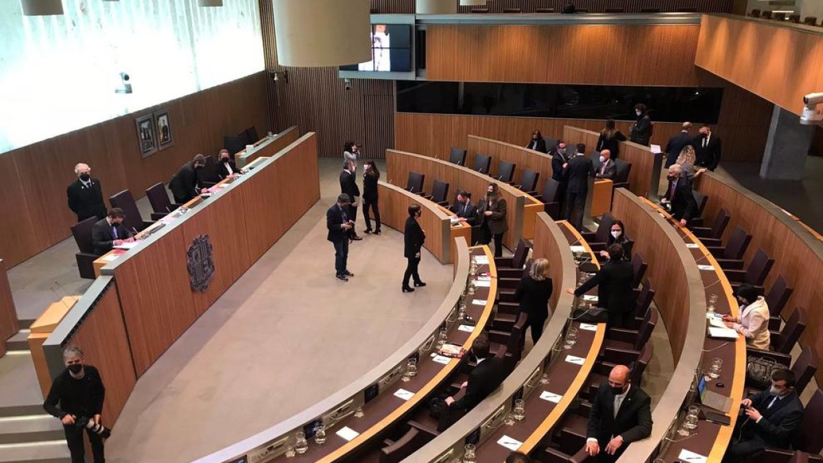 La normativa ha estat aprovada amb amb 20 vots a favor