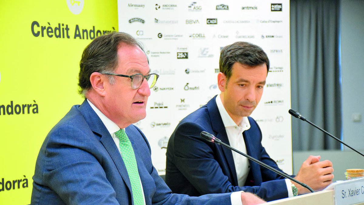 Xavier Cornella i Josep Serveto a la presentació de l'acte.