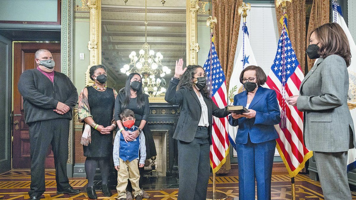 L'ambaixadora dels EUA jura el càrrec