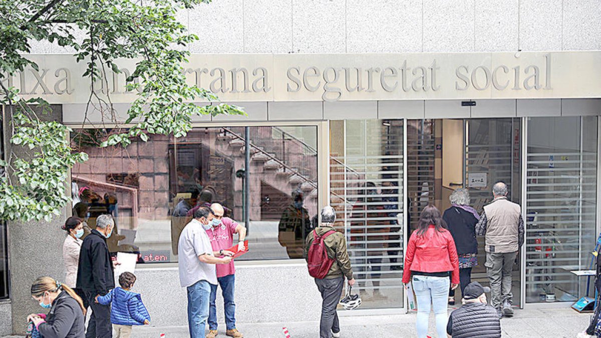 L'entrada de la Caixa Andorrana de Seguretat Social.