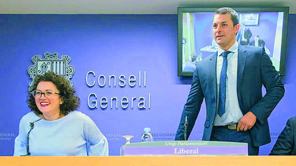 Judith Pallarés i Jordi Gallardo al Consell General.
