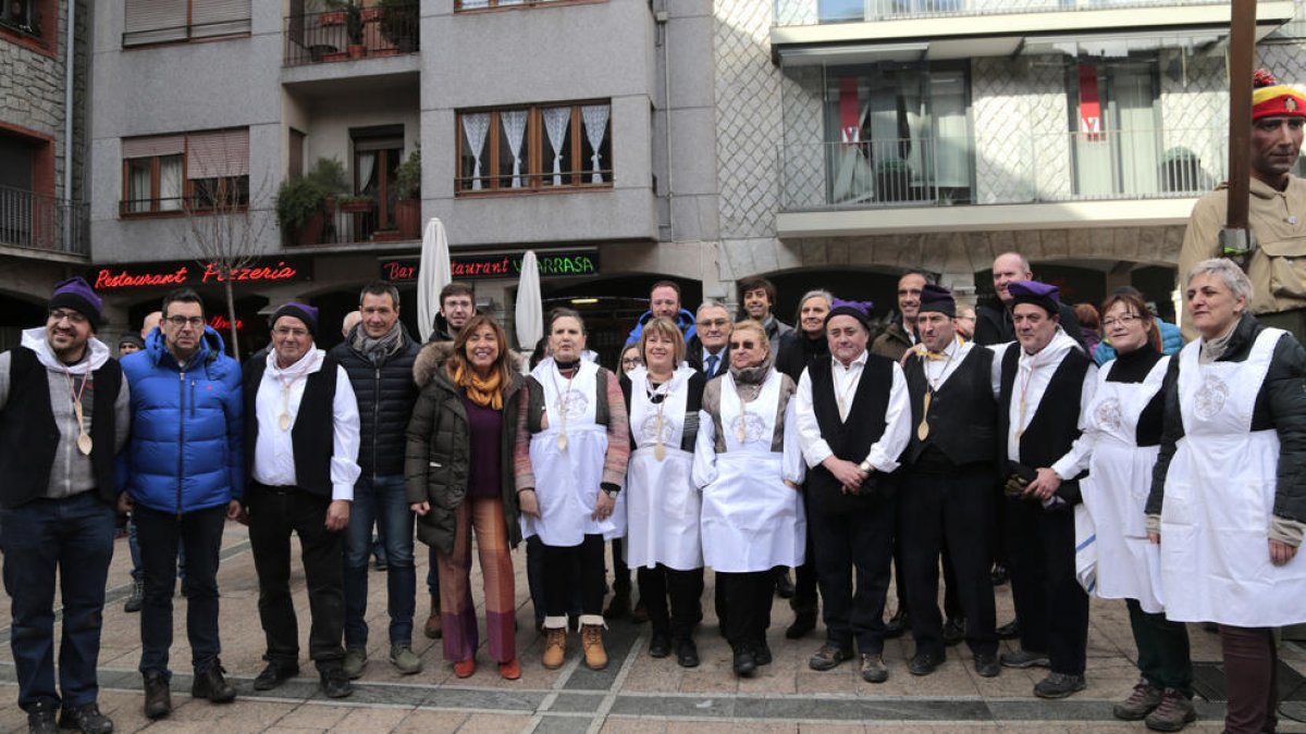 Escudellaires i membres del comú de la capital en la celebració del 2020