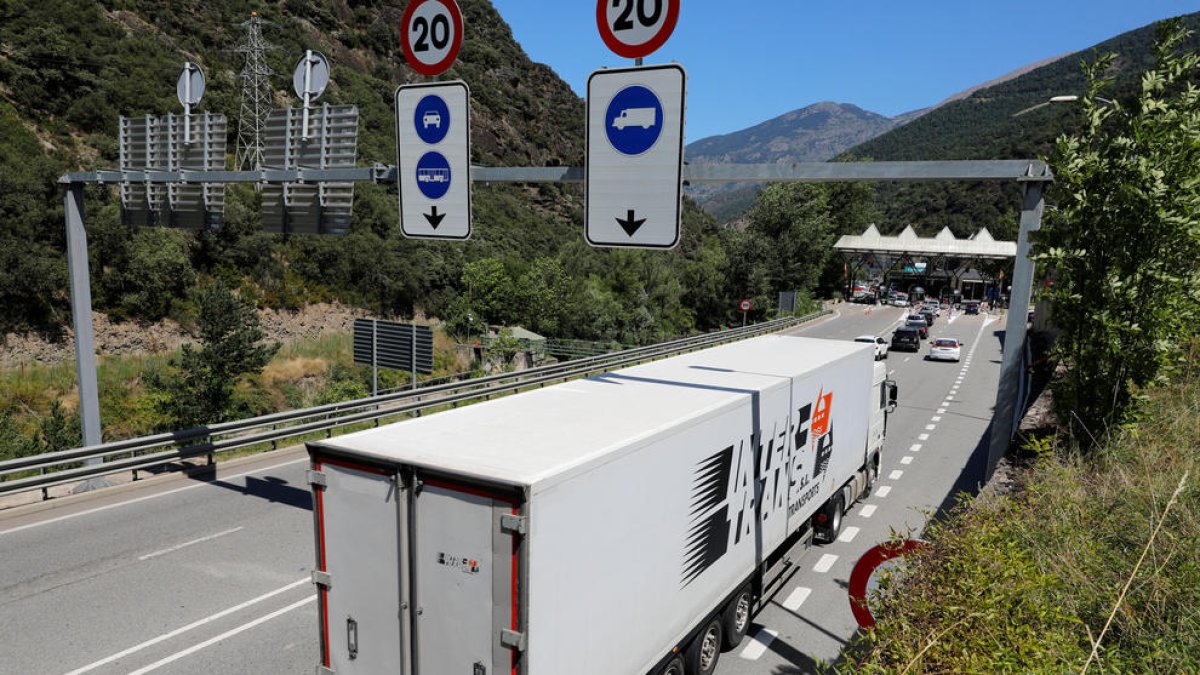 El transport és un dels sectors que han impactat en l'IPC.