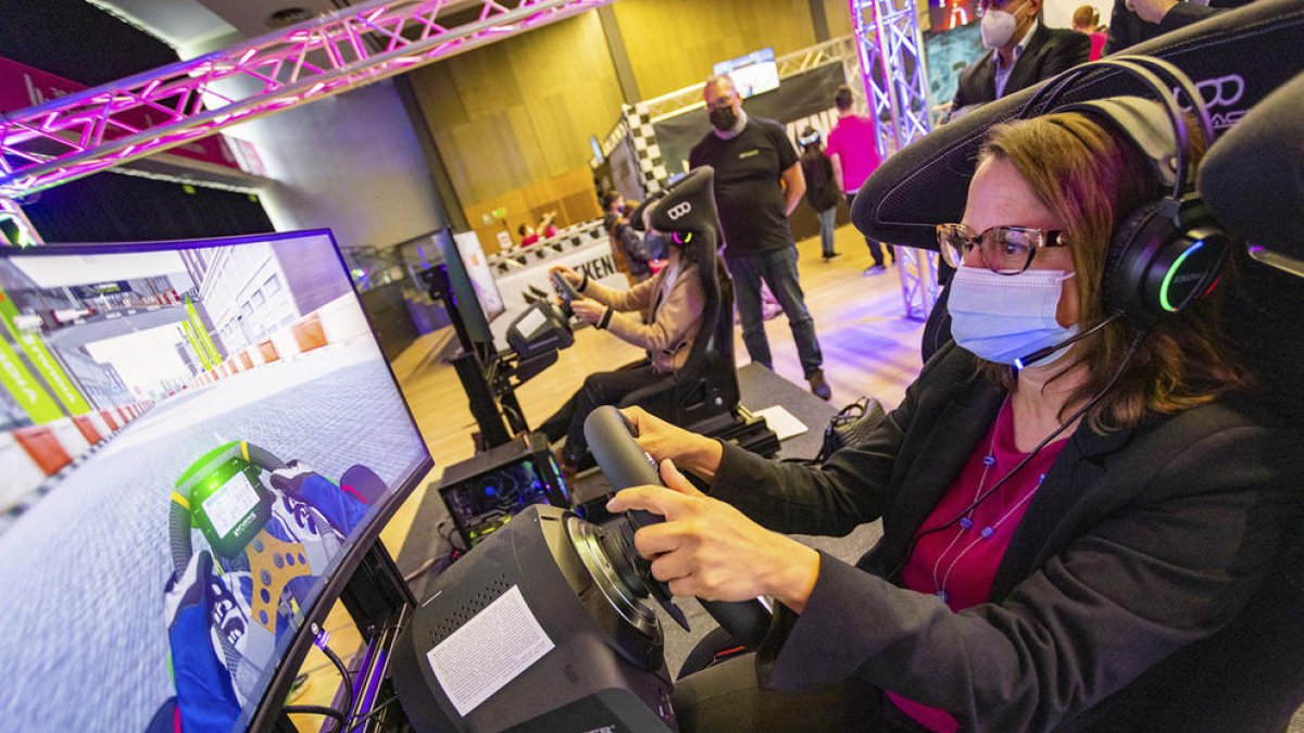 El saló del videojoc i el certificat covid, als set tuits