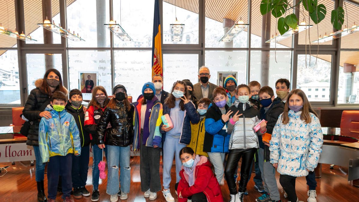 Visita dels alumnes al comú.