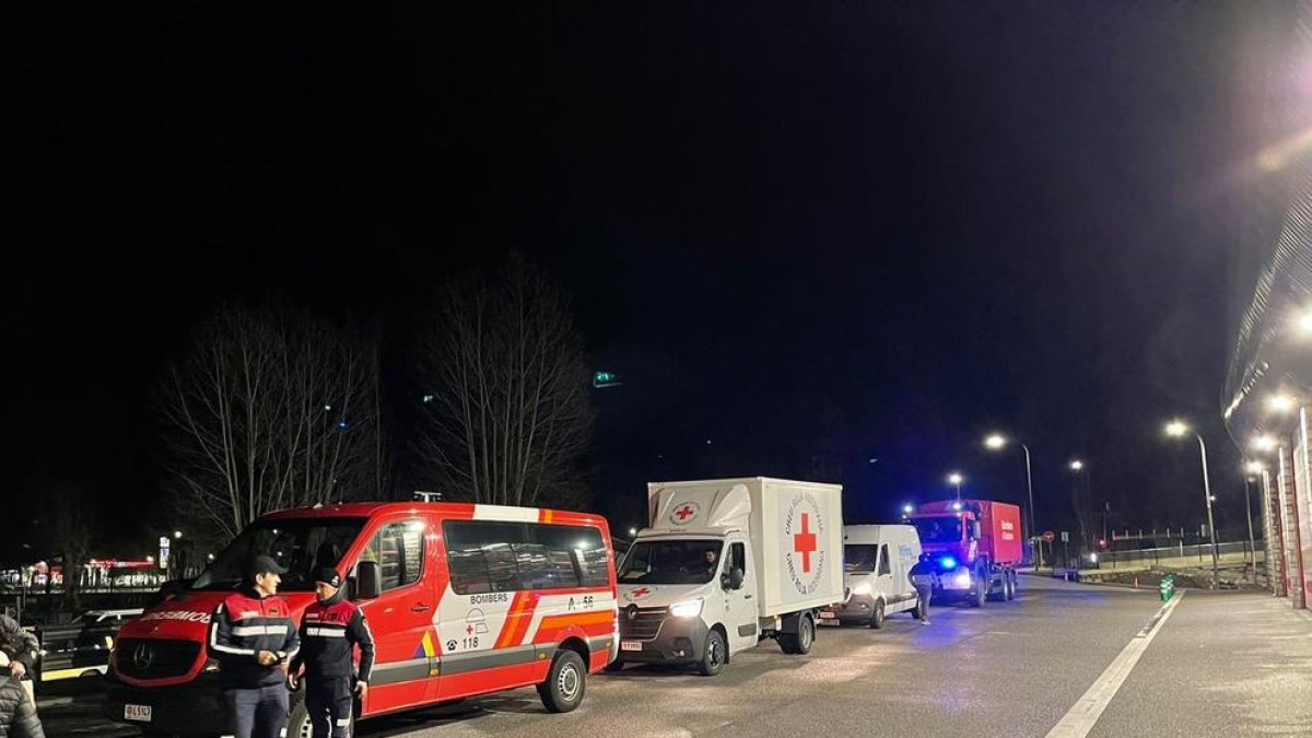 Arribada del comboi de Creu Roja