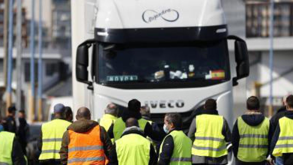 “Anecdòtica” aturada dels transportistes