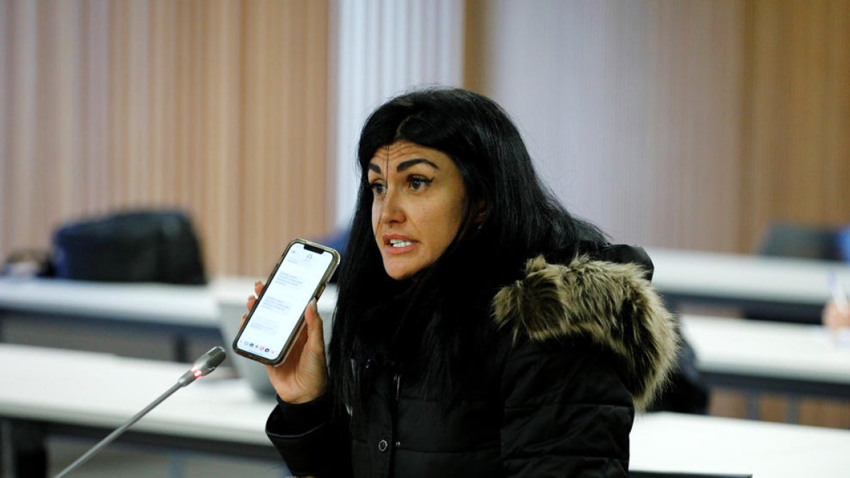 La consellera no adscrita, Carine Montaner.