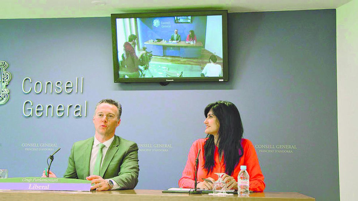 Costa i Montaner en una roda de premsa.