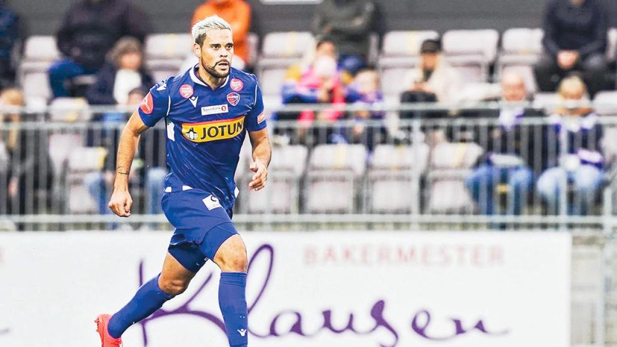 Vales, en un partit amb el Sandefjord.