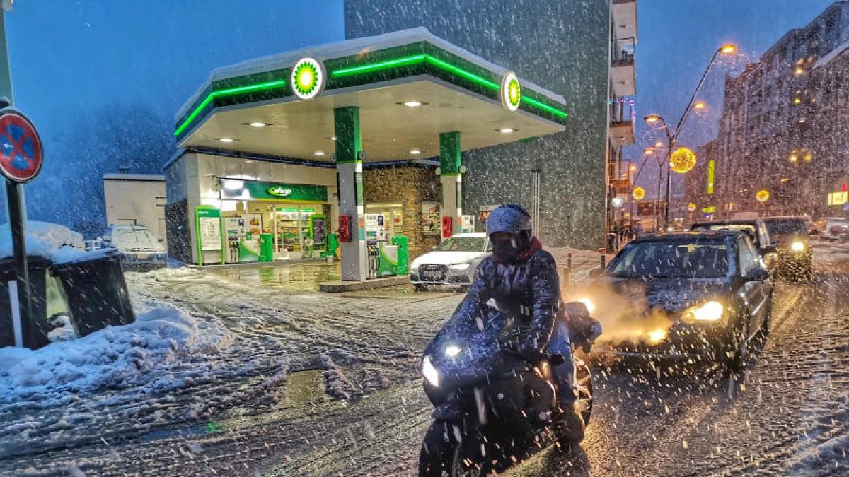 El massanenc ha entrenat conduint sobre neu i gel.