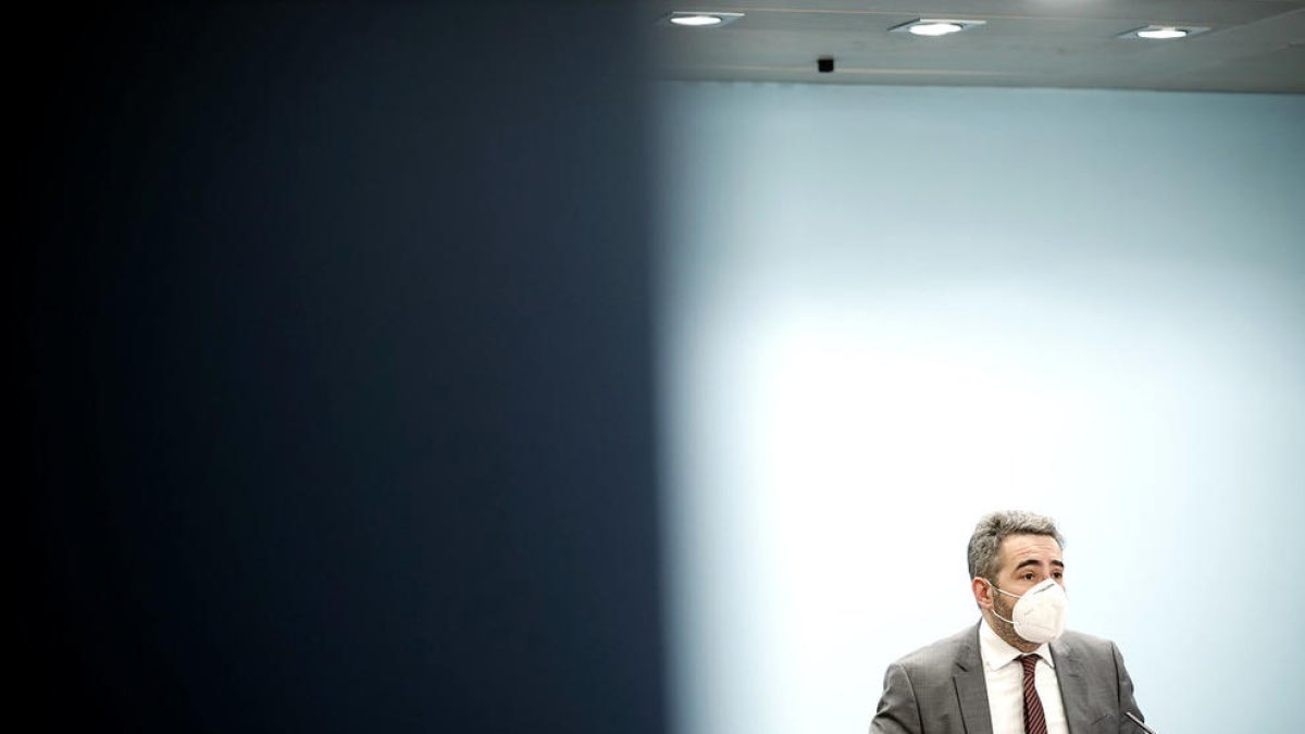 El portaveu, Eric Jover, en la roda de premsa posterior al consell de ministres.