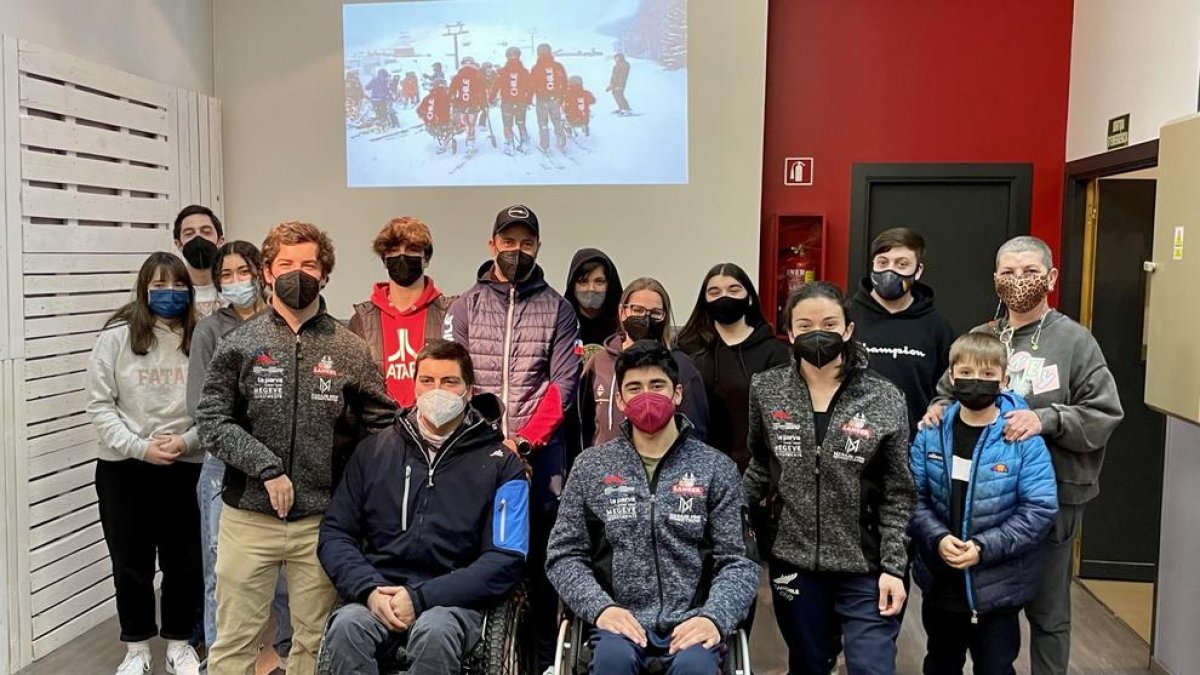 Trobada entre els joves d'Encamp i la selecció paralímpica de Xile