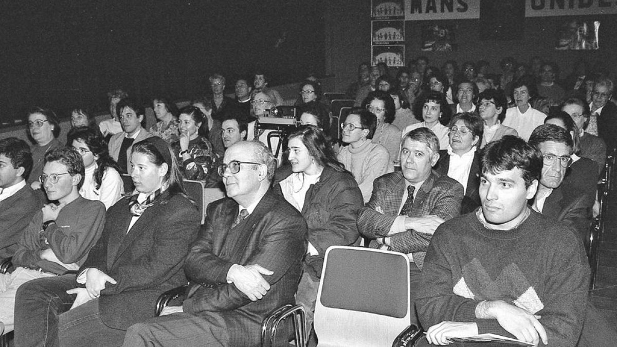 Sopar de dejuni voluntari de mans unides, febrer 1993