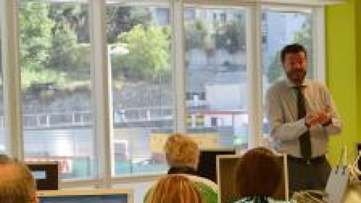 Un dels tallers que se celebren a L'espai.