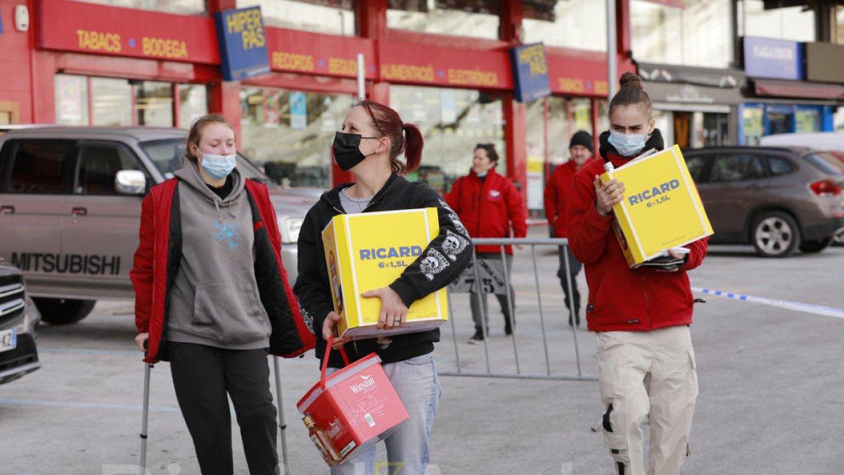 Turistes la setmana passada al Pas de la Casa.