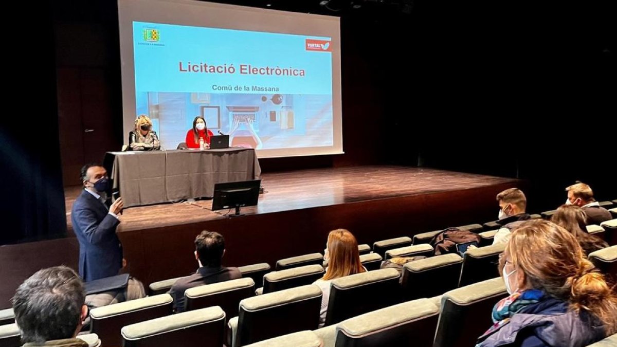 Reunió informativa a la Massana sobre la licitació electrònica