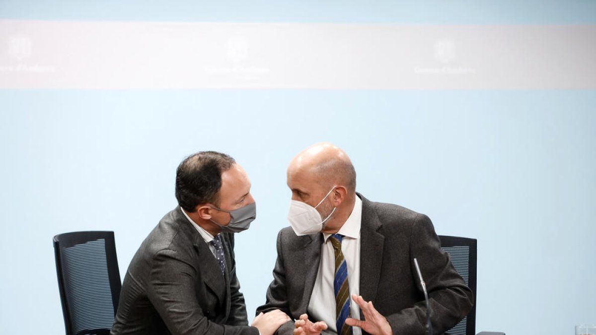 El cap de Govern, Xavier Espot, i el ministre de Salut, Joan Martínez Benazet.
