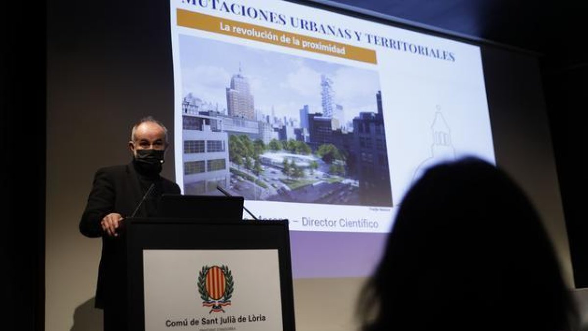 El futur hospital de la Seu i els símbols religiosos, als set tuits