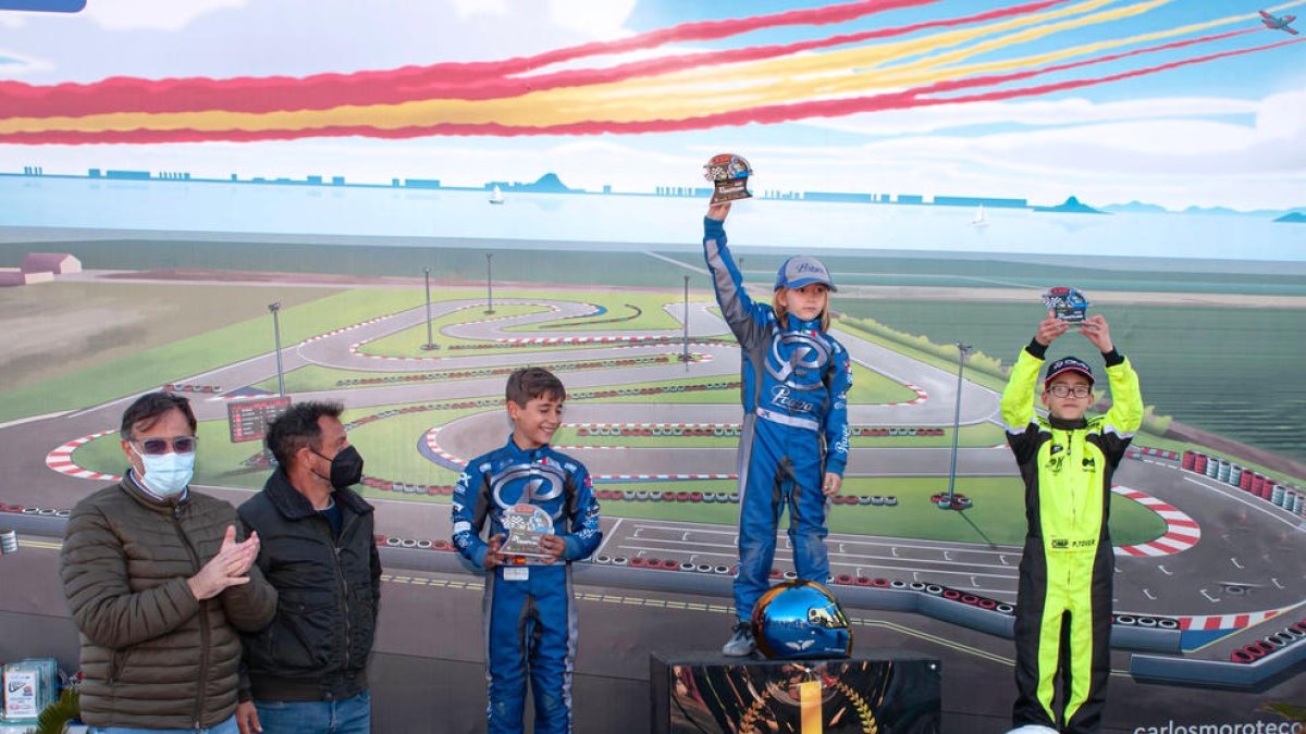 Cachafeiro, al centre.