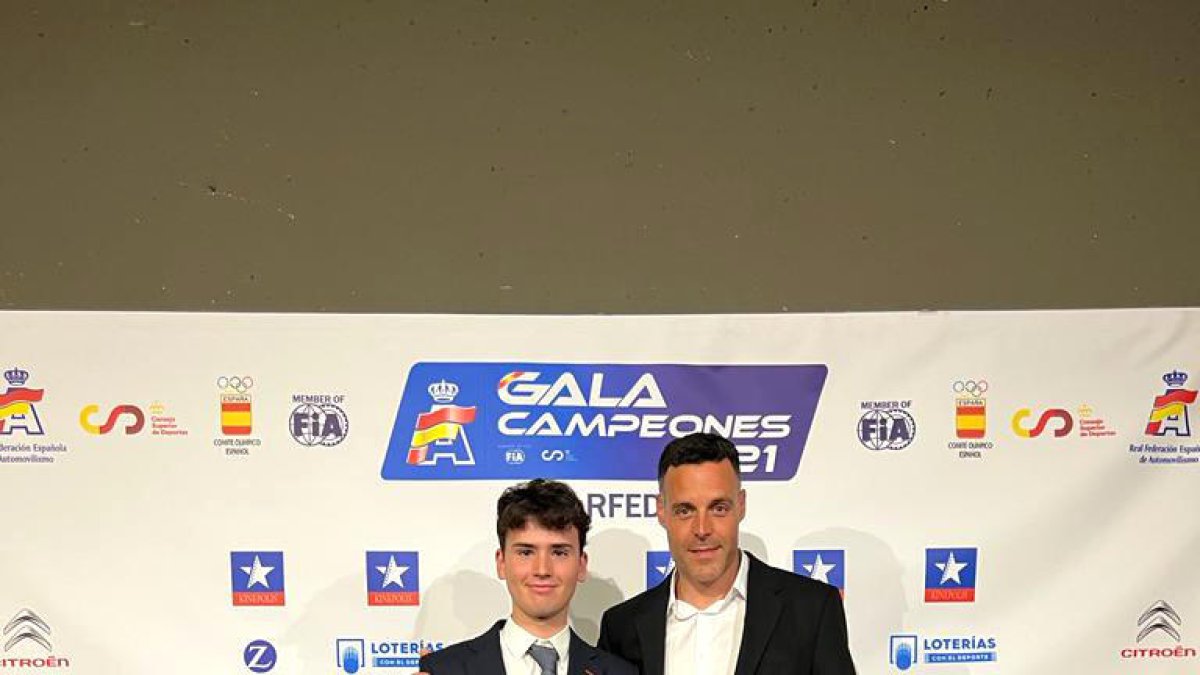 Àlex Español, premiat a la gala de campions