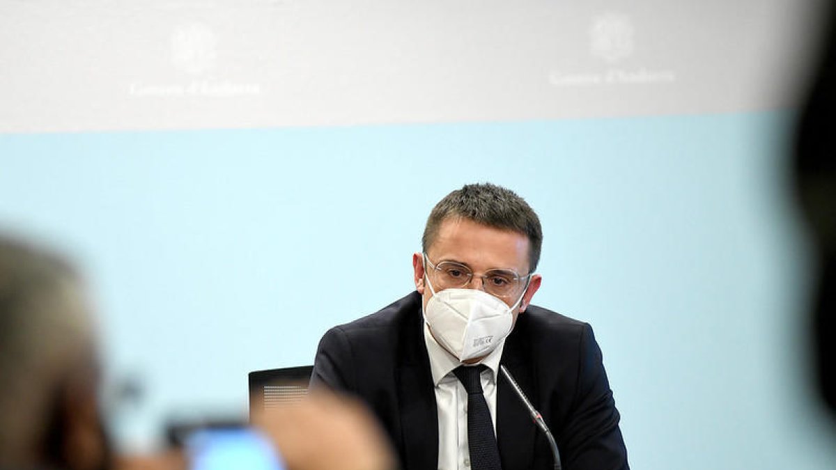 El secretari d'Estat de Justícia i Interior, Joan León durant la roda de premsa