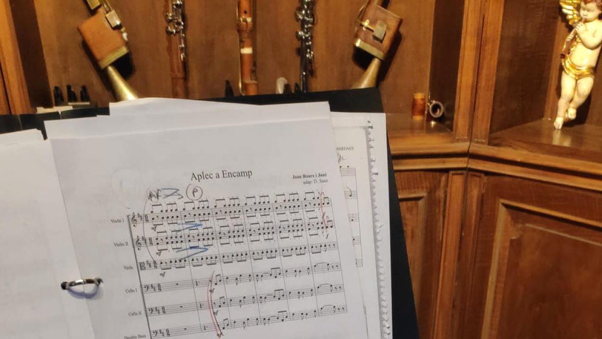 Partitura de la sardana 'Aplec a Encamp' de J. Roure.