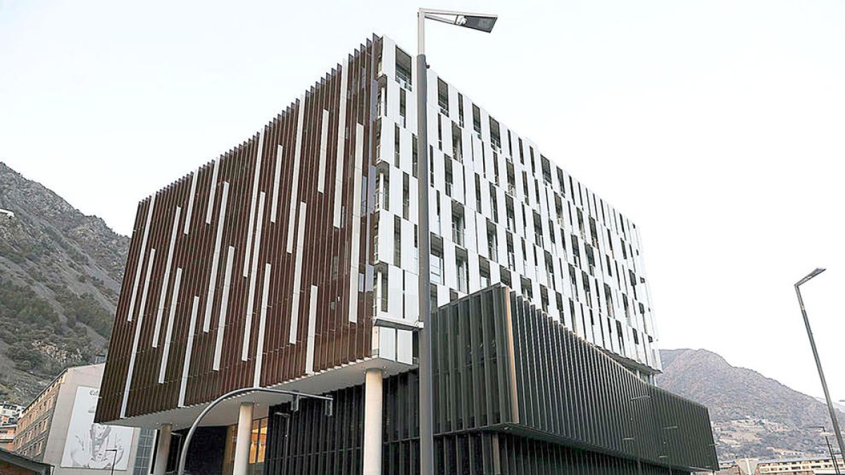 L'edifici de la seu de la justícia.