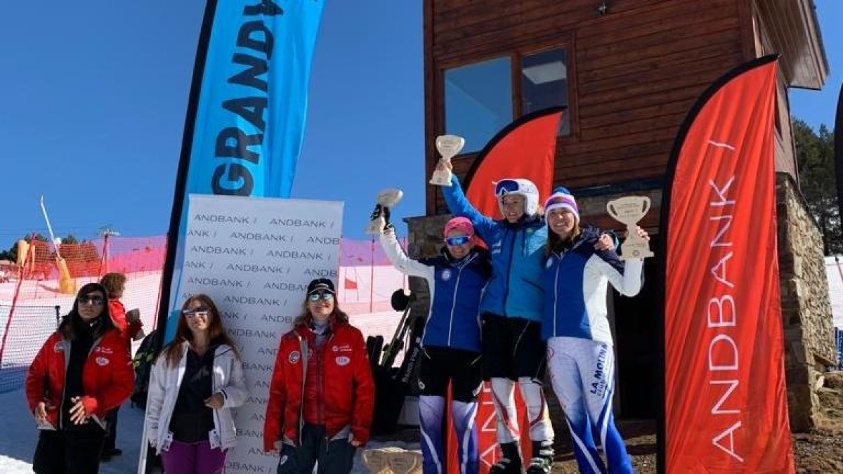 Pòdium femení i masculí