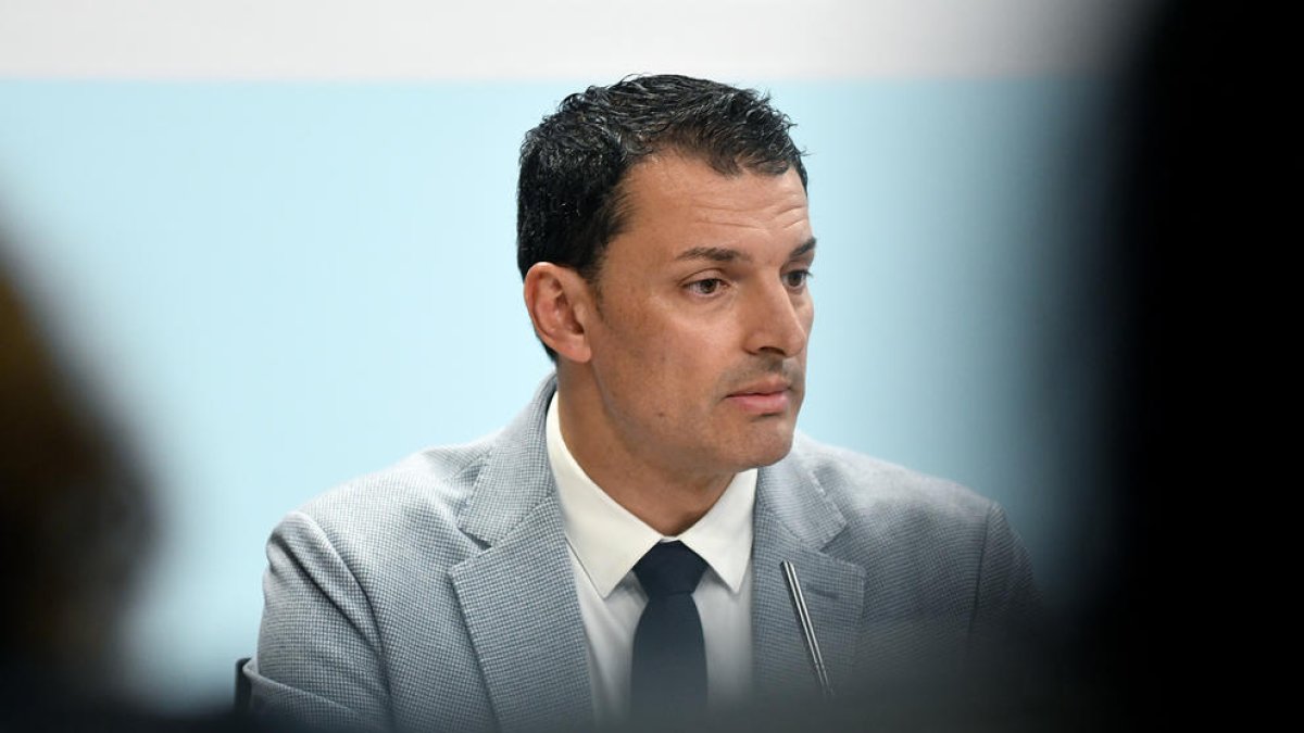 El ministre Gallardo durant la roda de premsa
